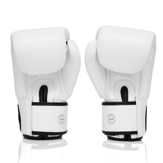 Боксерські рукавиці Fairtex BGV1-ONE (натуральна шкіра) White 14 унцій (бинти в комплекті) Кам'янське - фото 4