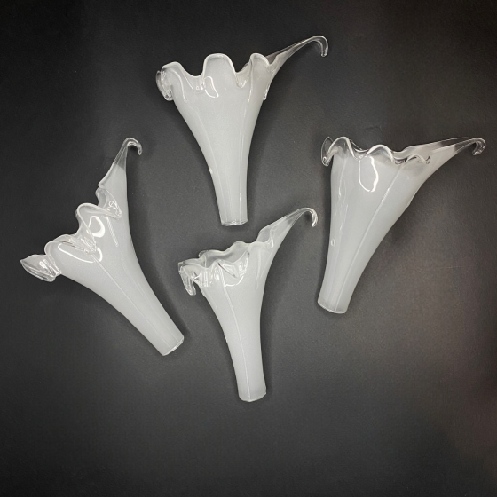 Потолочный светильник, дизайнерская люстра Paulmann со стеклянными сатиновыми плафонами в форме цветов 3×20W Киев