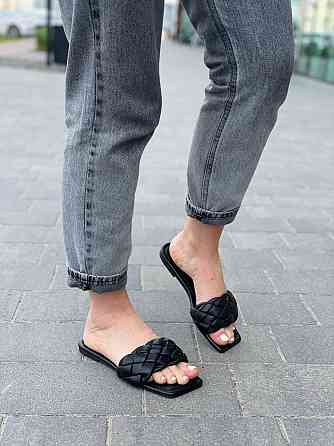 Lonza Шльопанці жіночі літні чорні з відкритим носком еко-шкіра LONZA G1-11A р. 37-40 / Легкі ш Коломыя