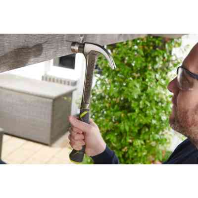 Молоток Ryobi столярний RHHSCC560, 560г, магнітний утримувач, рукоятка скловолокно (5132006036) Вінниця