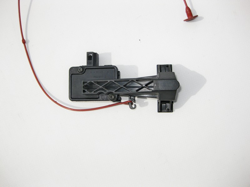 Mercedes-Benz  A2518200172 Механізм засувки лючка паливного бака GL X164 R-Class W251 Одеса - фото 6