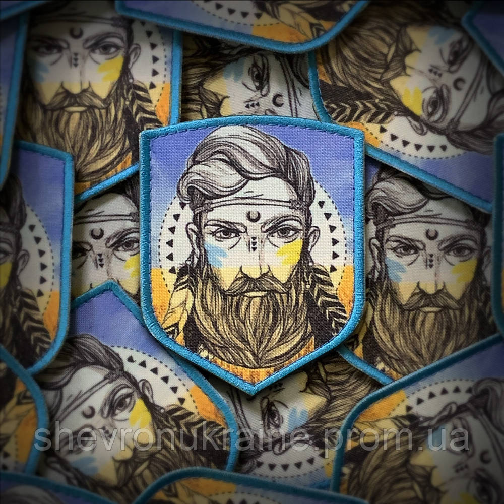 Друкований шеврон Українець (Форма щит. На липучці) Розмір 9x7см Київ - фото 1