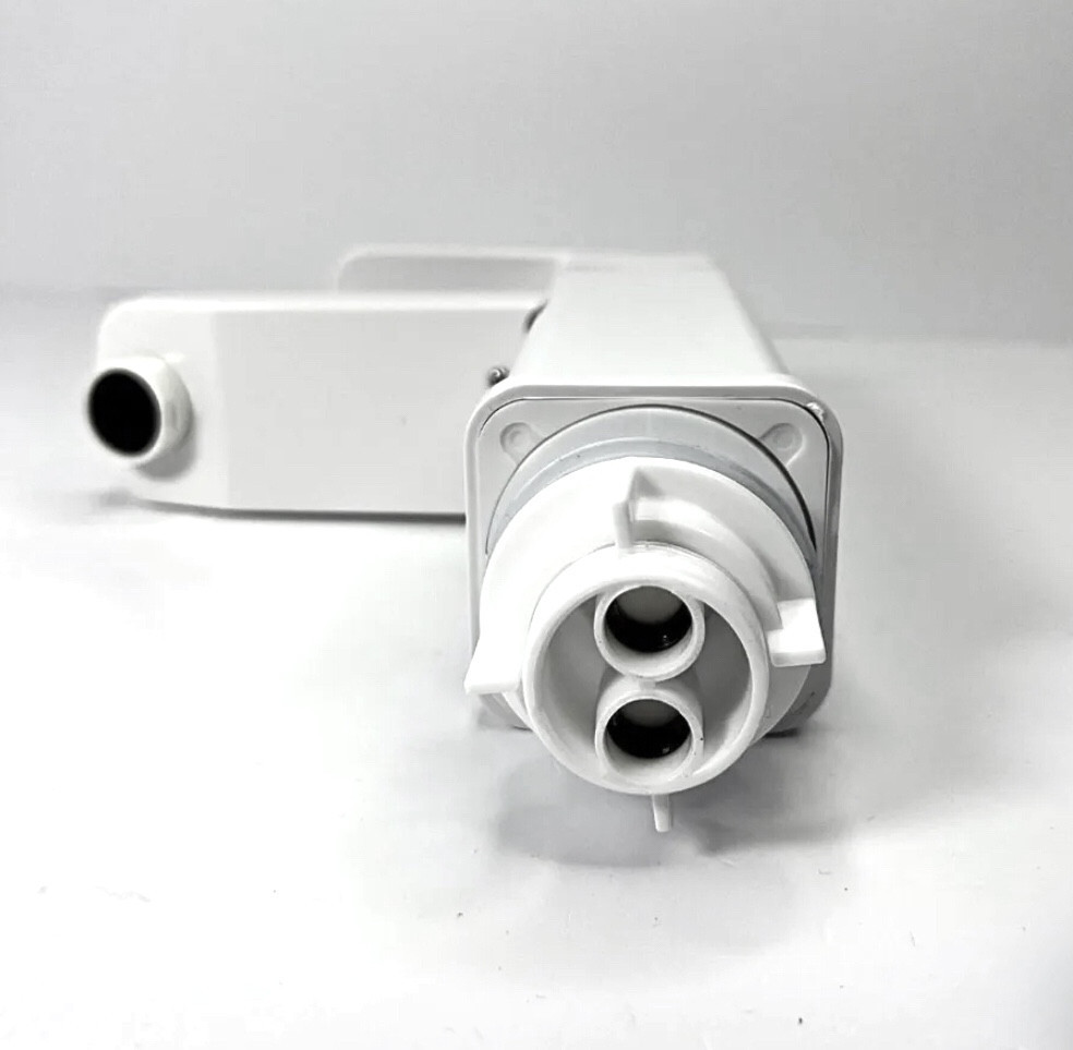 Змішувач для умивальника Plamix Kub-001 White з термопластика (зі шлангами) (PM0611) Чернівці - фото 3