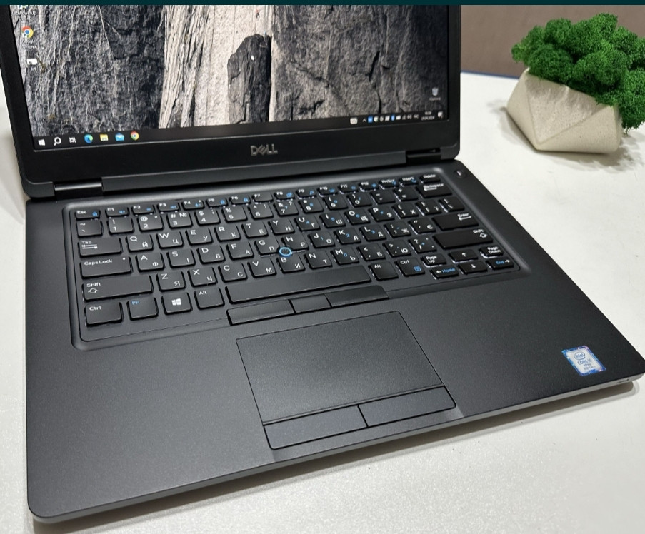 Ноутбук: DELL LATITUDE 5490 14" FHD IPS / i5-8350U / 16Gb DDR4 / SSD 256Gb. Київ - фото 1