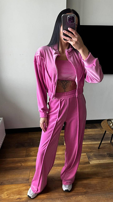 Женский плюшевый костюм тройка: кофта топ и штаны велюр Барби, 42/44 Одесса - изображение 1