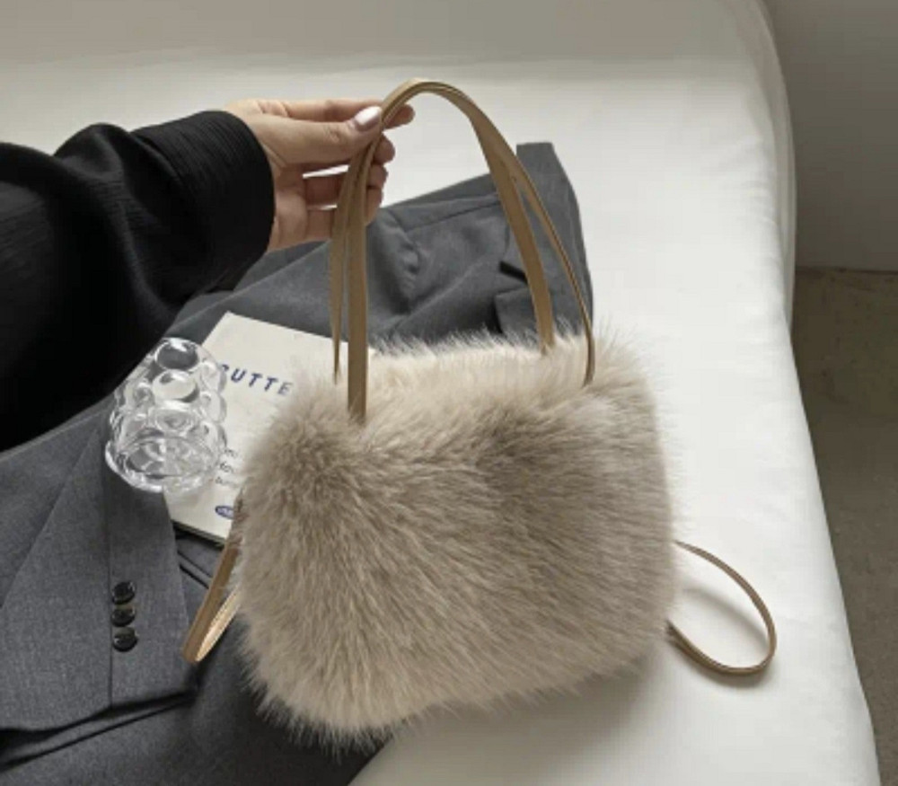 Маленька сумочка зі штучного хутра Бежева Сміла - фото 5