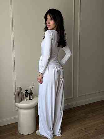 Женский стильный трендовый костюм двойка из вискозы Молочный, 46/48 Одесса