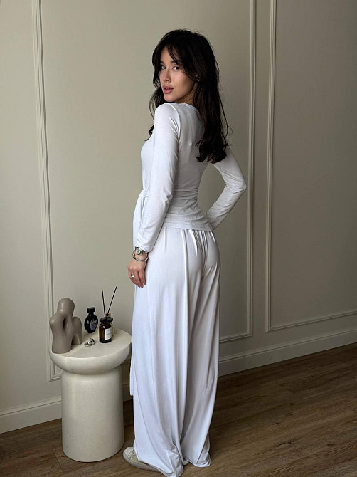 Жіночий стильний трендовий костюм з віскози Молочний, 46/48 Одеса - фото 3