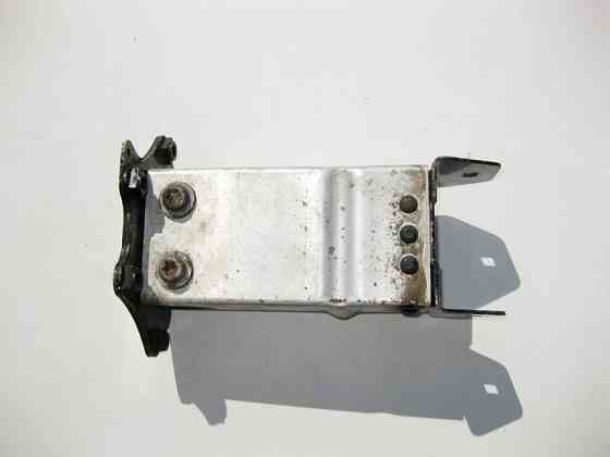 Mercedes-Benz  A2206201086L Лівий кронштейн переднього підсилювача бампера S-Class W220 Одеса