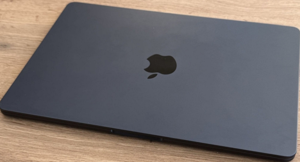 Ноутбук MacBook Air 13.6