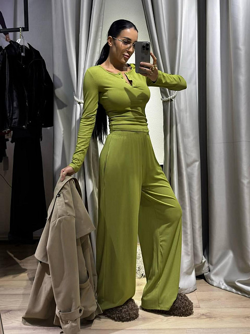 Женский стильный повседневный костюм двойка турецкая вискозная двунитка Оливка Одесса - изображение 4