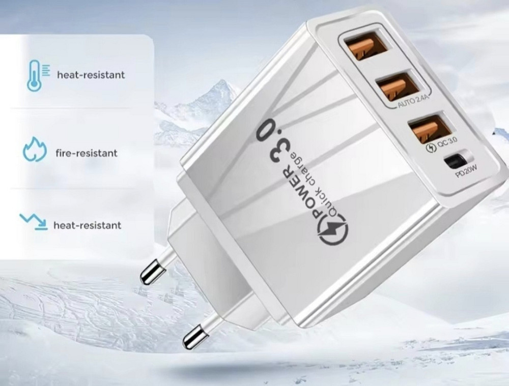 Зарядний пристрій на 4 порти (3 порти USB та 1 TYPE-C (45 W)) Сміла - фото 3