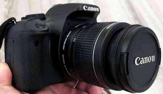 Дзеркальний Фотоаппарат Canon EOS 550D Kit. Київ