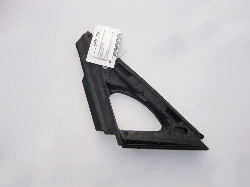 Mercedes-Benz  A2058111500 Ущільнення трикутника лівого дзеркала C-Class W205 Одеса - фото 1