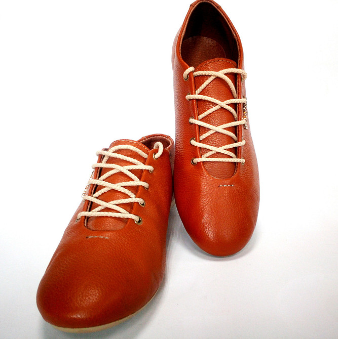 Женские кожаные туфли-лодочки производство Италии. Киев - изображение 4