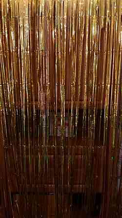 Дождик фотозона с голограммой 2 м на 1 м золотистый Киев