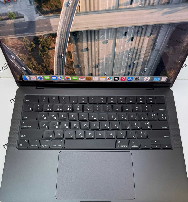 MacBook Pro 14 M4 10CPU/10GPU 16RAM 512SSD Space Black 14 циклов. Киев - изображение 6