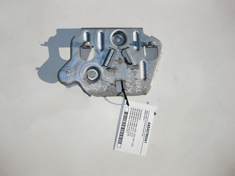 Mercedes-Benz  A6540780041 Кронштейн паливного фільтра двигуна OM654 R4 2.0 Diesel OM656 R6 3.0 Одеса - фото 2