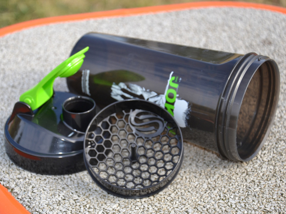 Шейкер спортивний SmartShake Lite 800ml DC Joker Луцк - изображение 10