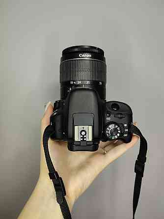 Дзеркальний фотоапарат Canon D100 + kit об'єктив 18-55 мм Клевань