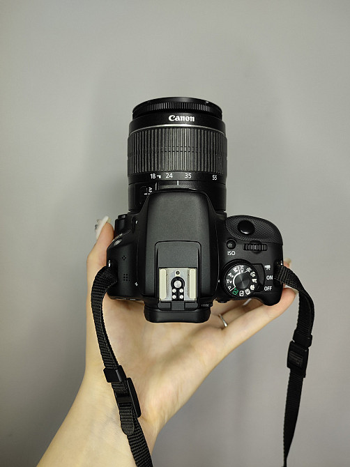 Дзеркальний фотоапарат Canon D100 + kit об'єктив 18-55 мм Клевань - фото 2