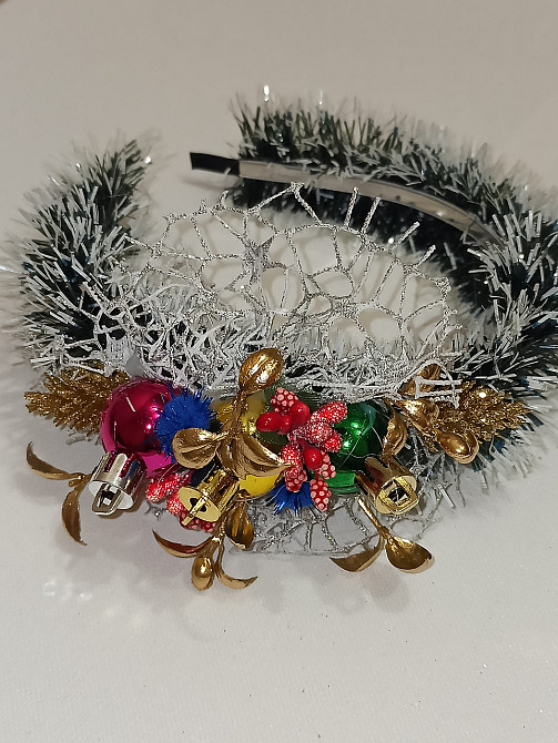 Обруч на голову з мішурою і новорічними іграшками one size різнокольоровий ручна робота Київ - фото 4