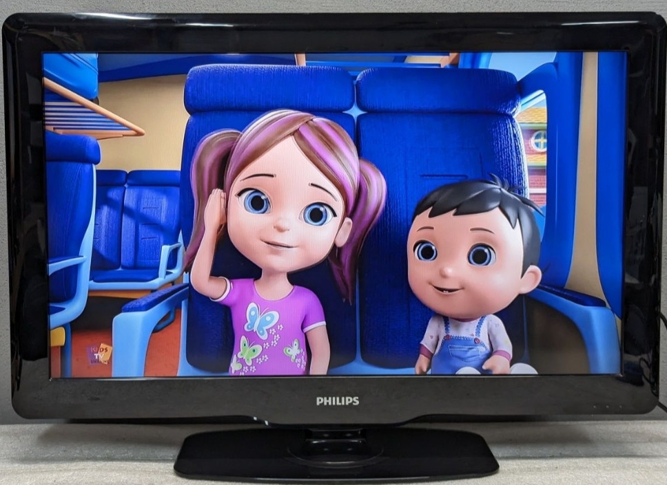 Телевізор: Phillips 32PFL3606H Full HD 1920x1080 Харків - фото 6