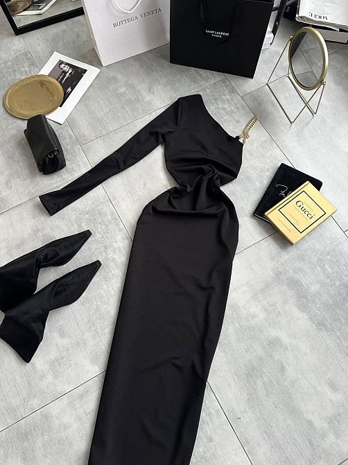 Жіноча елегантна святкова сукня з ланцюжком на спині еластичний мікродайвінг Одеса - фото 8