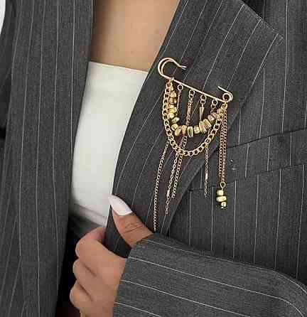 Брошь булавка с цепочками золотая декоративная на одежду аксессуар на пиджак стильное украшение Киев