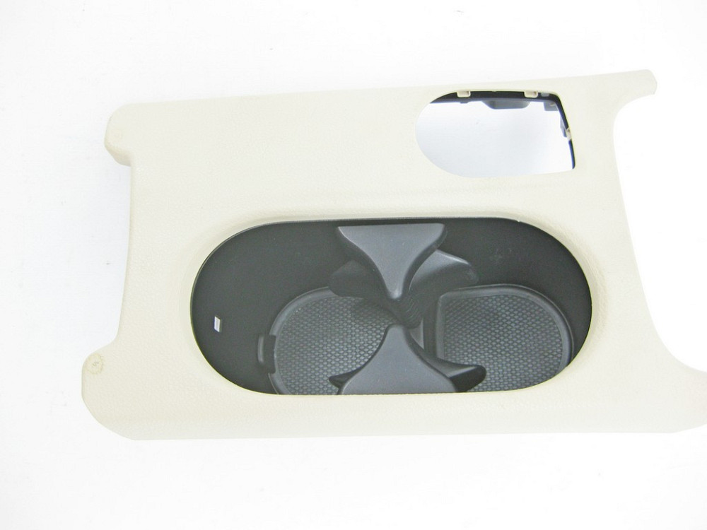 Mercedes-Benz  A1766801610 8L36 Накладка з підсклянниками у центрі підлокітника CLA Shooting Brake X117 CLA C117 GLA X156 A-class W176 Одеса - фото 8