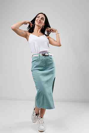 Юбка с фигурным разрезом 