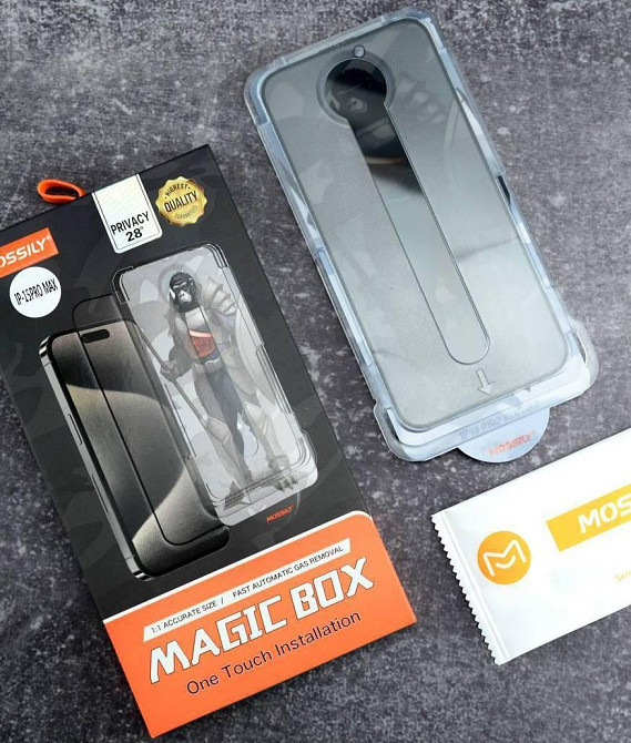 Захисне скло iPhone 17 Pro Max загартоване + аплікатор (Mossily) Одеса - фото 2