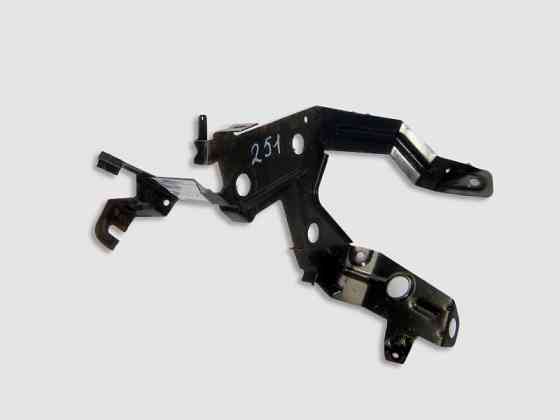 Mercedes-Benz  A2515000031 Кронштейн розширювального бачка охолоджувальної рідини R-Class W251 Одеса