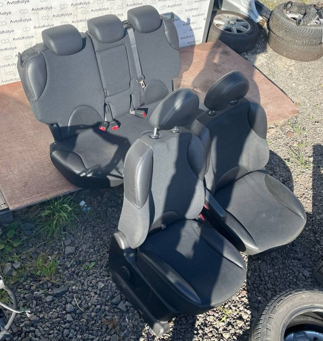 Сидіння комплект Nissan Note E11 2005-2012 Ковель - изображение 1