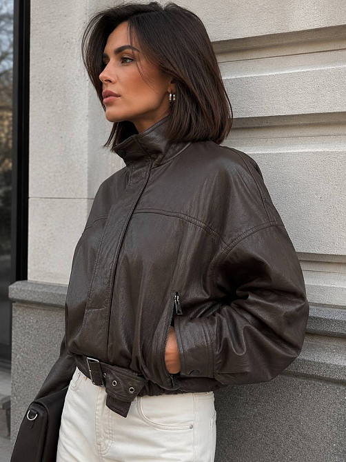 Куртка женская Lady Yep 30505 из экокожи оверсайз бомбер со скрытым ремнем коричневая, коричневый, M Киев - изображение 4