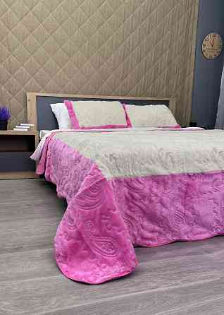 Покривало двостороннє з хутром 210x230 (+-10 см) і 2 наволочки колір рожевий з молочним (85-153) Київ