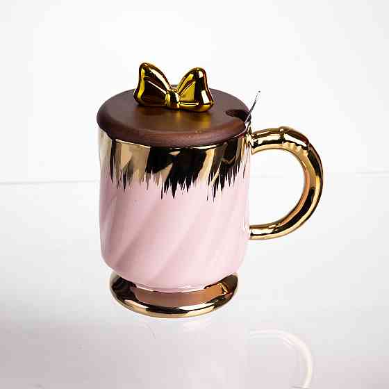 Новогодняя фарфоровая чашка 