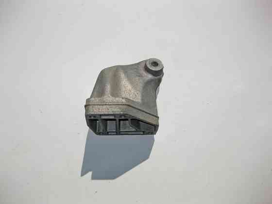 Mercedes-Benz  A6422230204 Кронштейн опори двигуна лівий OM642 V6 3.0 cdi ML W164 GL X164 Одеса