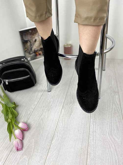 Kadar Черевики жіночі KADAR чорні натуральна замша весна-осінь высота 11см размер 36р.37р.38р. Коломыя - изображение 5