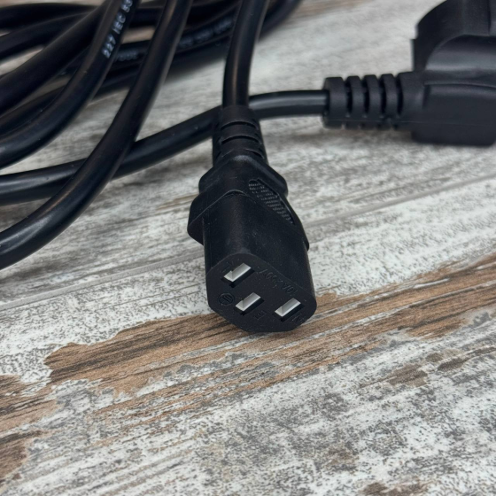Кабель живлення IEC C13 1.5 м, мережевий шнур з євровилкою прямий для комп’ютера та техніки Київ