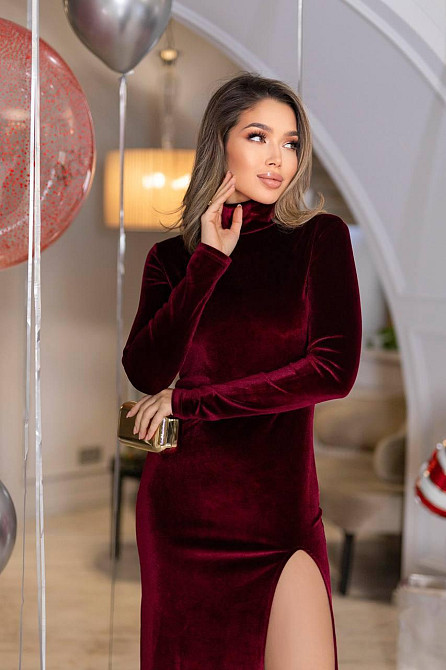 Жіноче романтичне святкове плаття максі з м'якої тканини оксамит смарагдовій Одеса - фото 4