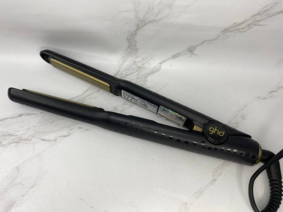 Б/в Професійний керамічний стайлер-випрямляч для волосся GHD Gold Mini Styler Black — Вузький утюжок для короткого волосся т Київ