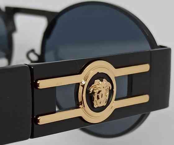 Брендові унісекс брендові окуляри лінзи чорні в чорному металі із золотом. Київ