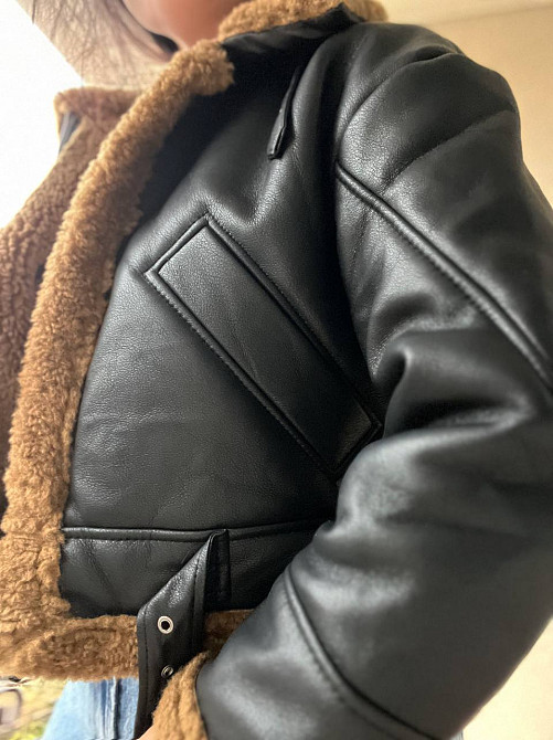 Дублянка жіноча Aftf Basic 2437 коротка авіатор на блискавці з коричневим хутром екошкіра чорна, чорний, L Київ - фото 6