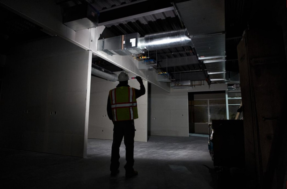 Аккумуляторный фонарь USB L4 FL-301 Одесса - изображение 9