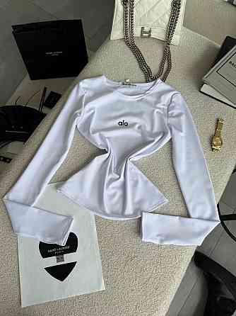 Стильний жіночий базовий лонгслів із написом і вирізом під пальчик мікродайвінг Білий Одеса