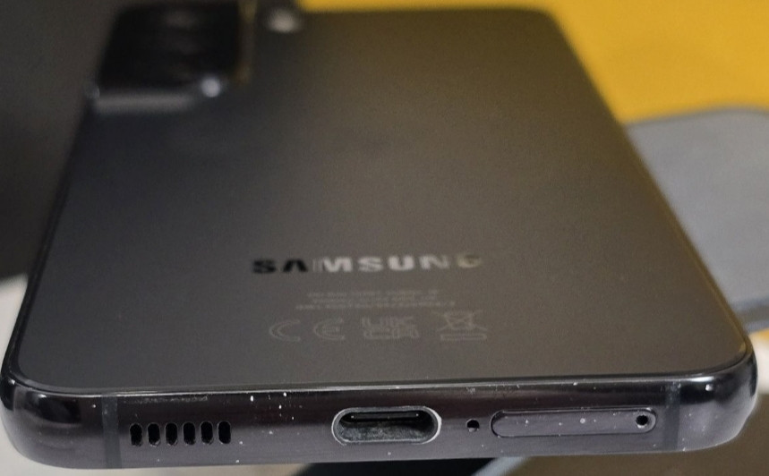 Смартфон Samsung S22 8/128Gb. 2Sim+E-SIM. Киев - изображение 6