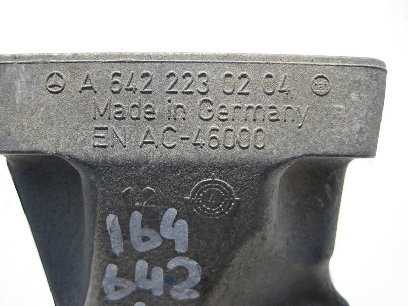 Mercedes-Benz  A6422230204 Кронштейн опори двигуна лівий OM642 V6 3.0 cdi ML W164 GL X164 Одеса - фото 4