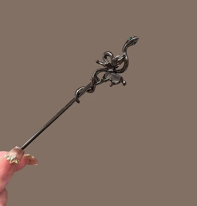 Шпилька для волосся змія металева 18 см, hair stick для пучка, готичний аксесуар у волосся Київ - фото 3