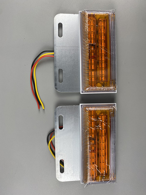 Ліхтар габаритний світлодіодний LED задній бічний 24V жовтогарячий світло габаритки на авто універсальні Мукачево - фото 10
